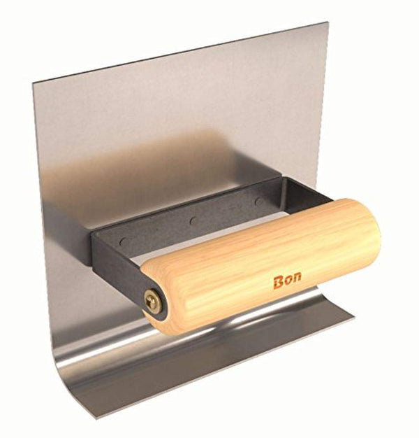 1PZ ASCIA DA TAGLIO CON MANICO LEGNO - Kg.1,5 1PZ ASCIA DA TAGLIO CON MANICO LEGNO - Kg.1,5